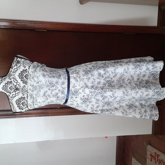 Teeze Me Dresses & Skirts - Teeze me dress